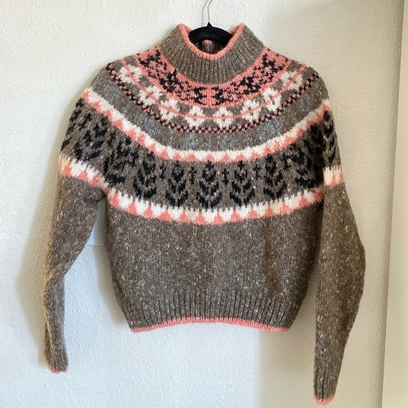 Urban outfitters sweater - Picture 4 of 7